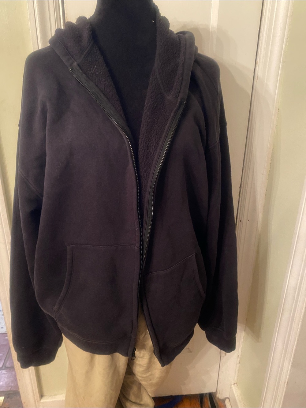 Skims oversized black zip up hoodie, L